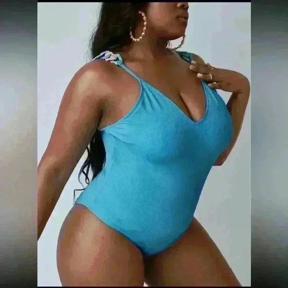 SHEIN Other - SHEIN Plus Rib Chain Linked One Piece Swimsuit sz 4X
